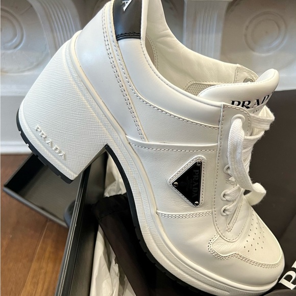 Excellent condition RARE Prada Downtown high heel sneakers. Size 38.5 - Picture 14 of 15